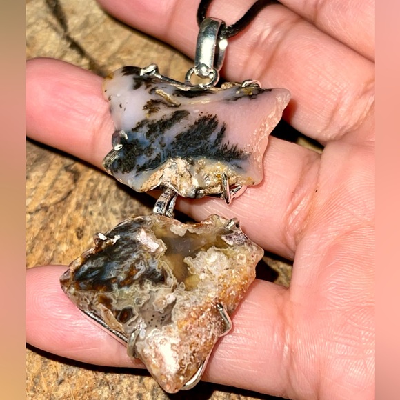 2 -Layer Pink Peruvian Opal Pendant 2 1/2” - Picture 3 of 9